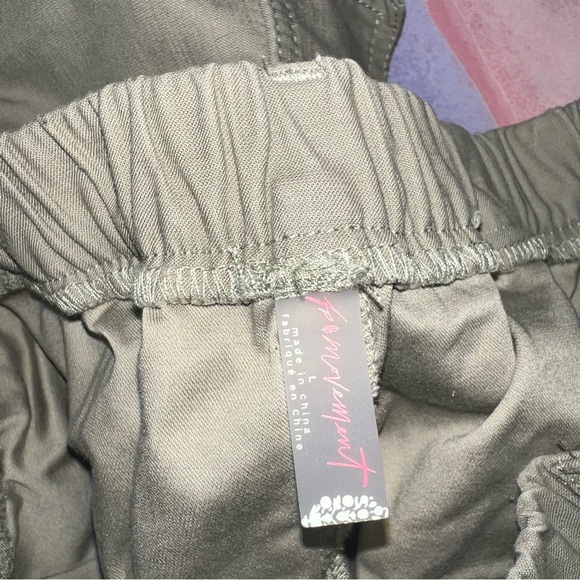 FREE People FP Movement Voyage Pants Cargo Straight Leg Desert Taupe size L - Picture 6 of 6